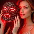 Masca faciala cu iluminare LED, Beper, 3W, 26.5x19.5x0.2 cm, ABS/silicon, negru