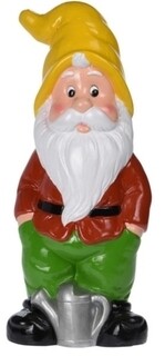 Dwarf with sprinkler