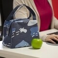 Geanta termoizolanta pentru pranz Camo Azul, Versa, 24x15x18.5 cm, 7 L, poliester