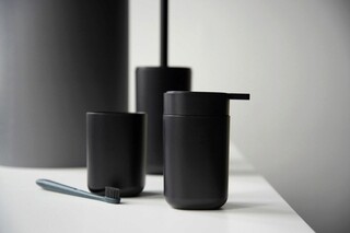 Negru, Dozator sapun lichid