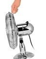 Ventilator de masa cromat, Unold, 35 W, 3 viteze, palete din inox, cu maner
