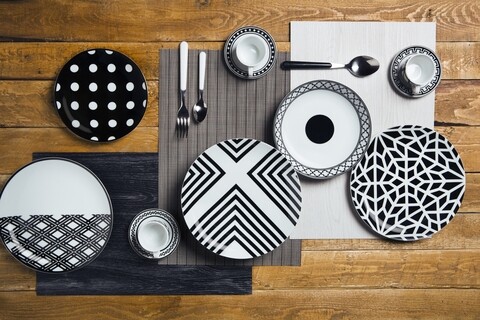 Serviciu de masa 18 piese Emily, Excelsa, portelan, negru