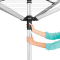 Uscator de rufe rotativ cu 4 brate + cu suport fixare pamant + husa + set carlige rufe, Brabantia, Lift-O-Matic Advance, 50 m capacitate de uscare, otel, gri metalizat