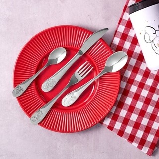 Argintiu, Set tacamuri