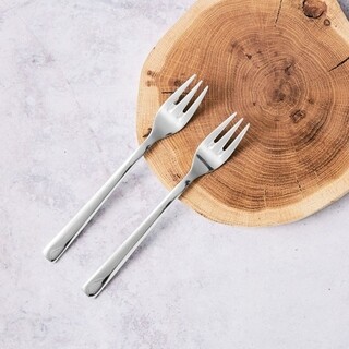 Argintiu, Set 2 cutite