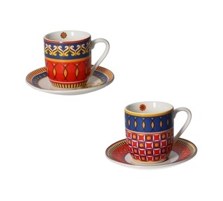 2 csésze kistányérral