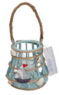Albastru deschis, Boat